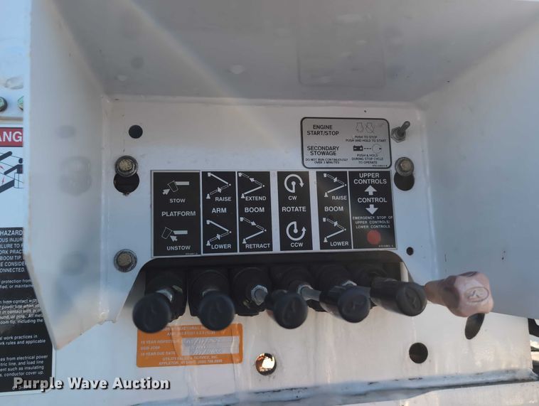 image for item EG2736 2009 Ford F450 Super Duty bucket truck