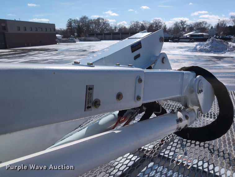 image for item EG2736 2009 Ford F450 Super Duty bucket truck