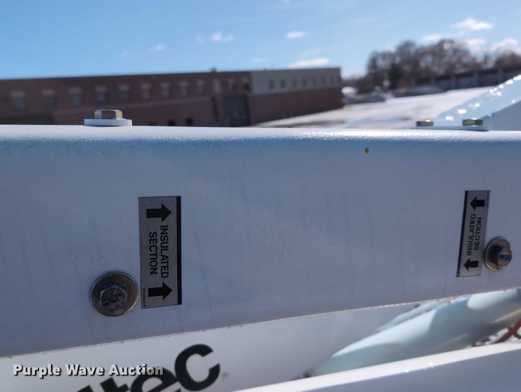 image for item EG2736 2009 Ford F450 Super Duty bucket truck