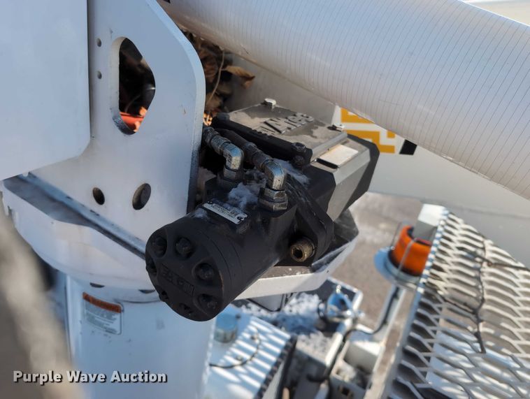 image for item EG2736 2009 Ford F450 Super Duty bucket truck