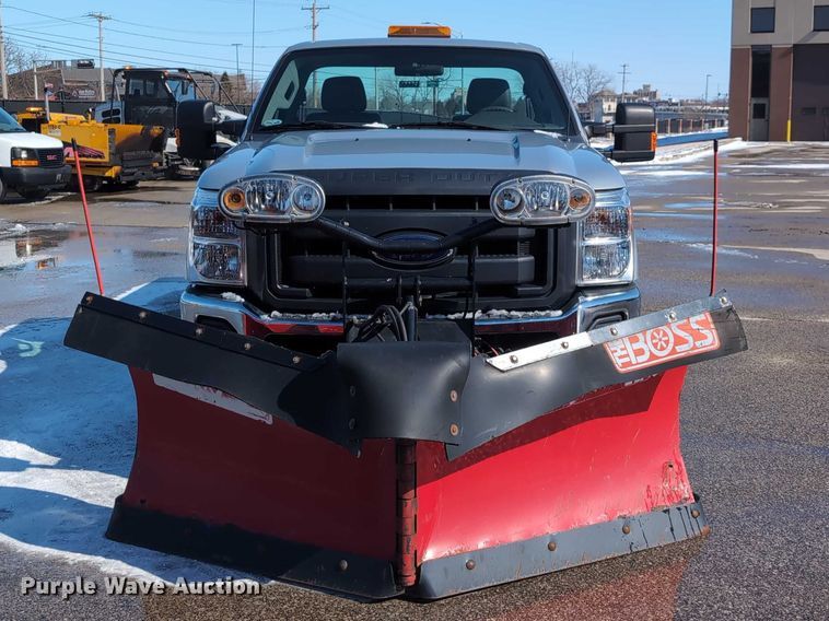 image for item EG2737 2012 Ford F250 Super Duty pickup truck