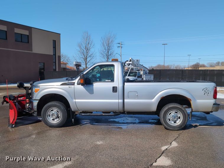 image for item EG2737 2012 Ford F250 Super Duty pickup truck