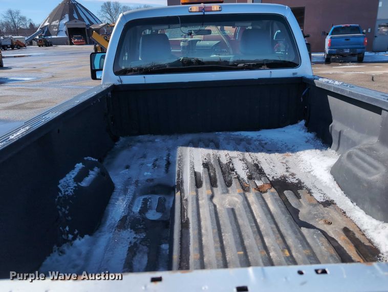 image for item EG2737 2012 Ford F250 Super Duty pickup truck