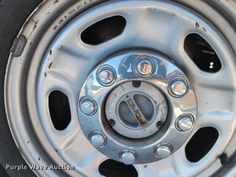 image for item EG2737 2012 Ford F250 Super Duty pickup truck