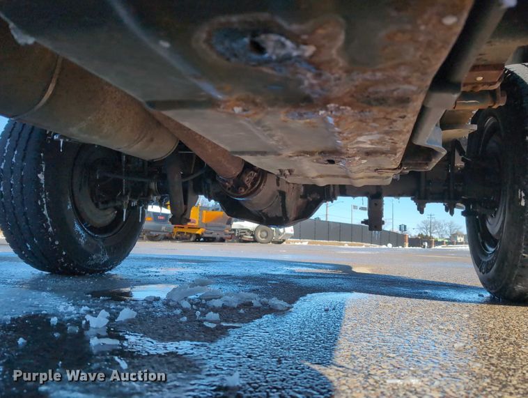 image for item EG2737 2012 Ford F250 Super Duty pickup truck