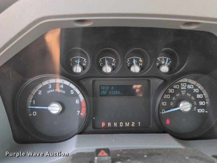 image for item EG2737 2012 Ford F250 Super Duty pickup truck