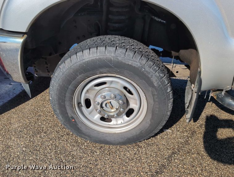 image for item EG2737 2012 Ford F250 Super Duty pickup truck