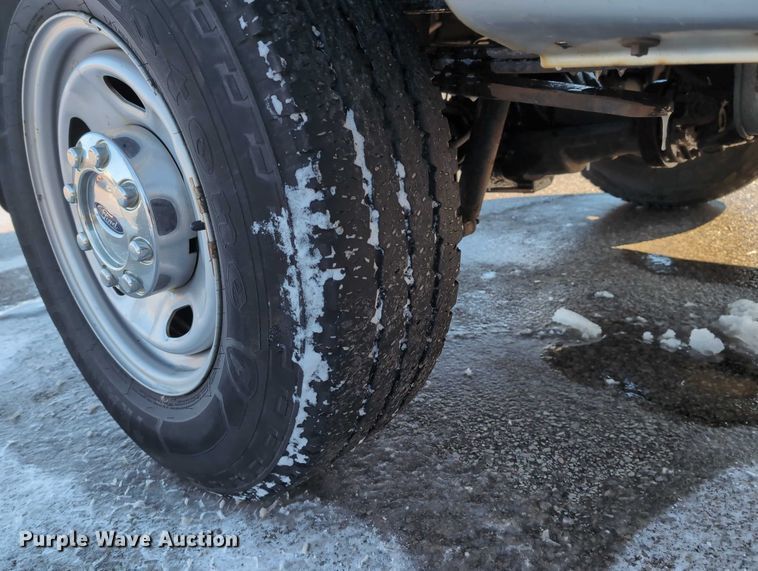 image for item EG2737 2012 Ford F250 Super Duty pickup truck