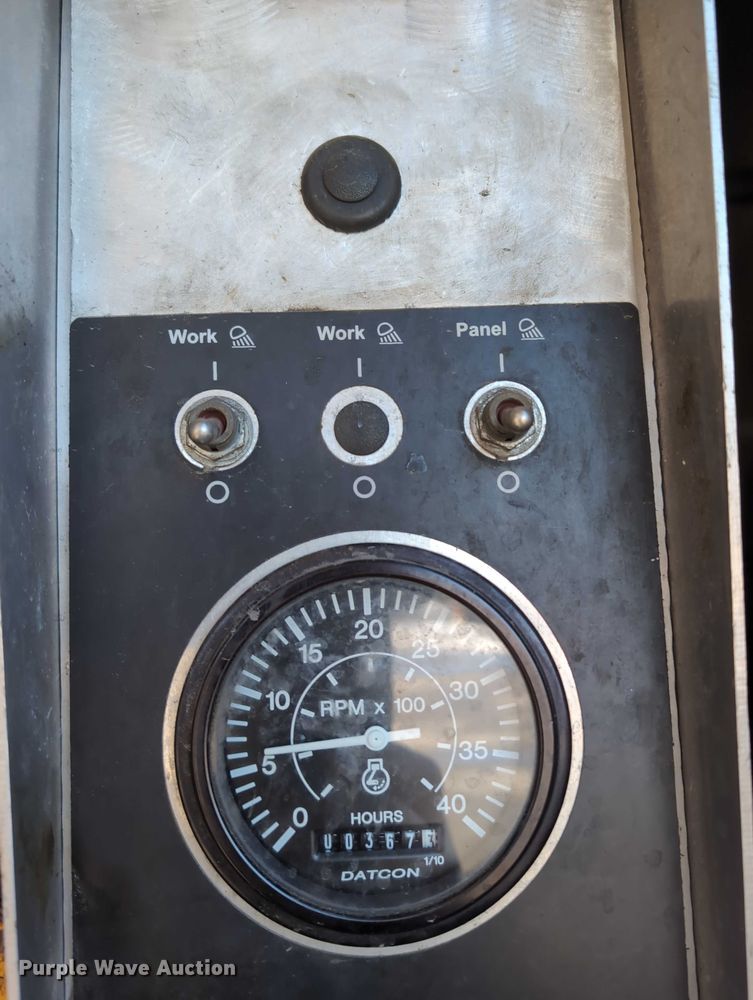 image for item EG2738 2014 Peterbilt 365 sewer jetter truck