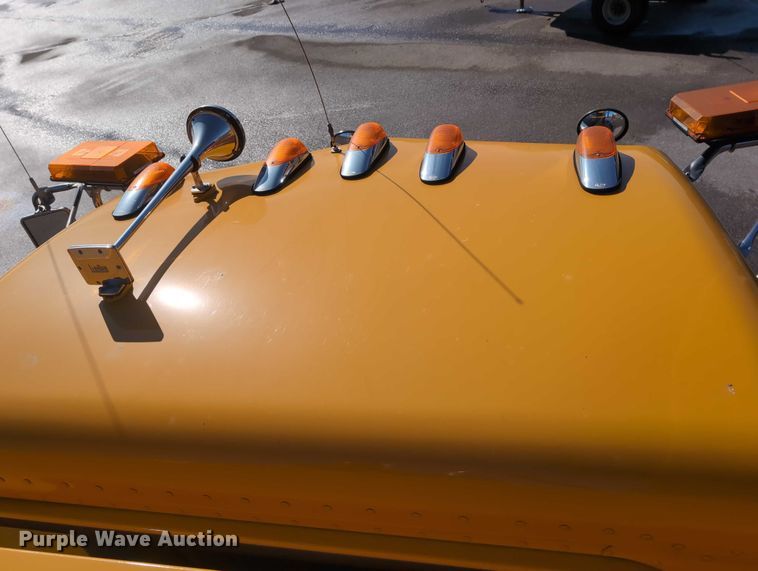 image for item EG2738 2014 Peterbilt 365 sewer jetter truck