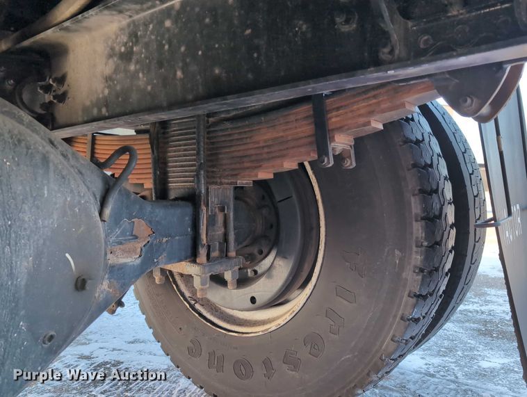 image for item EG2738 2014 Peterbilt 365 sewer jetter truck