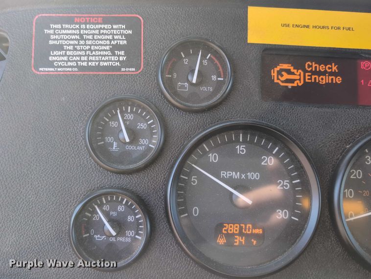 image for item EG2738 2014 Peterbilt 365 sewer jetter truck