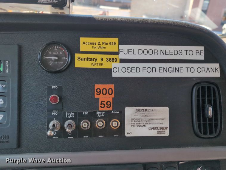 image for item EG2738 2014 Peterbilt 365 sewer jetter truck