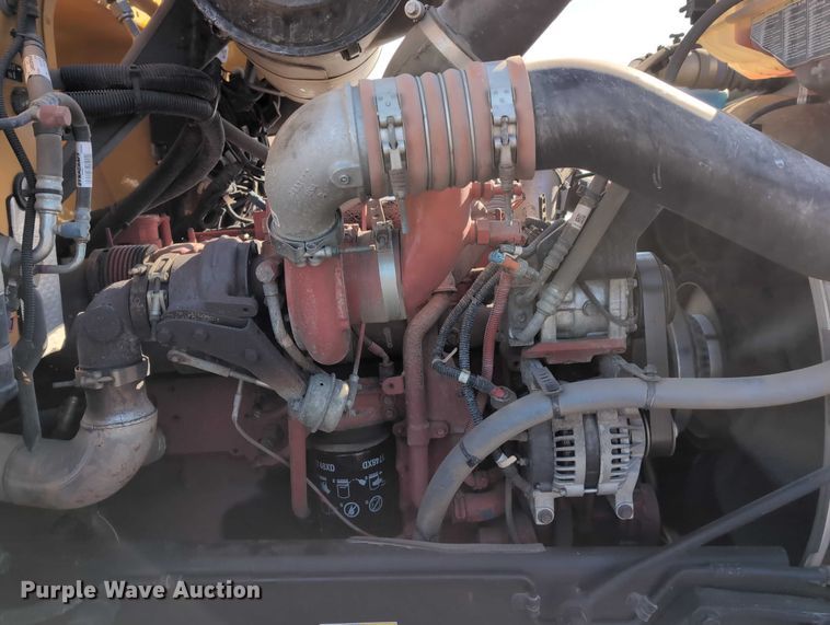 image for item EG2738 2014 Peterbilt 365 sewer jetter truck