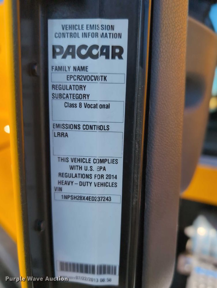 image for item EG2738 2014 Peterbilt 365 sewer jetter truck