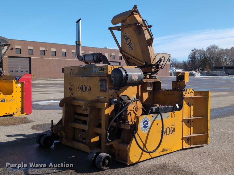 image for item EG2740 2009 Wausau MP-3D snow blower