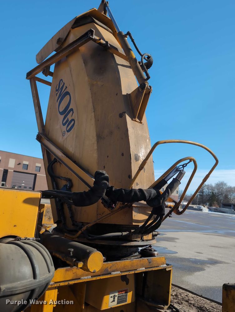 image for item EG2740 2009 Wausau MP-3D snow blower