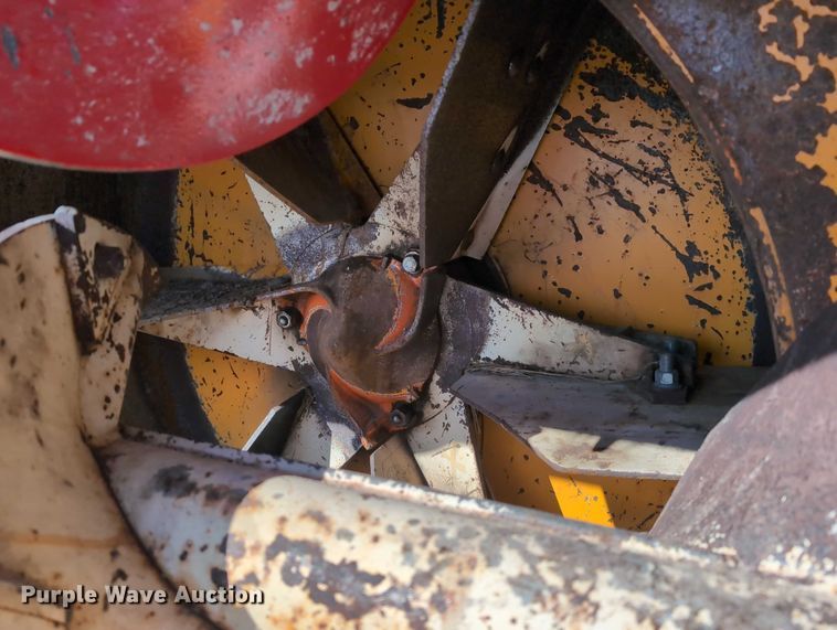 image for item EG2740 2009 Wausau MP-3D snow blower