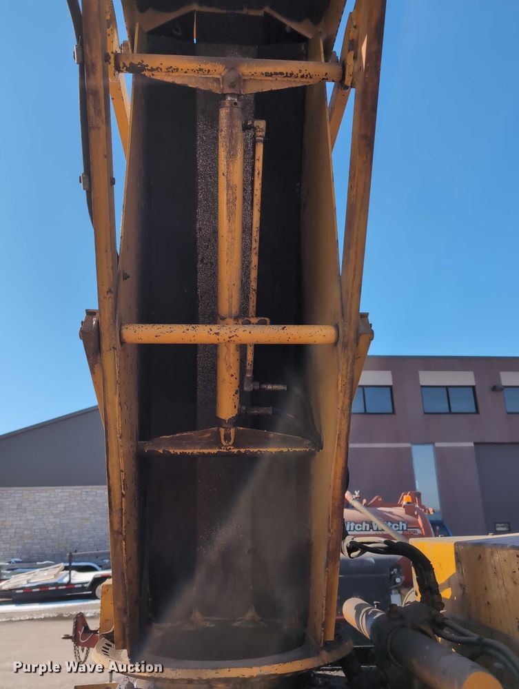 image for item EG2740 2009 Wausau MP-3D snow blower