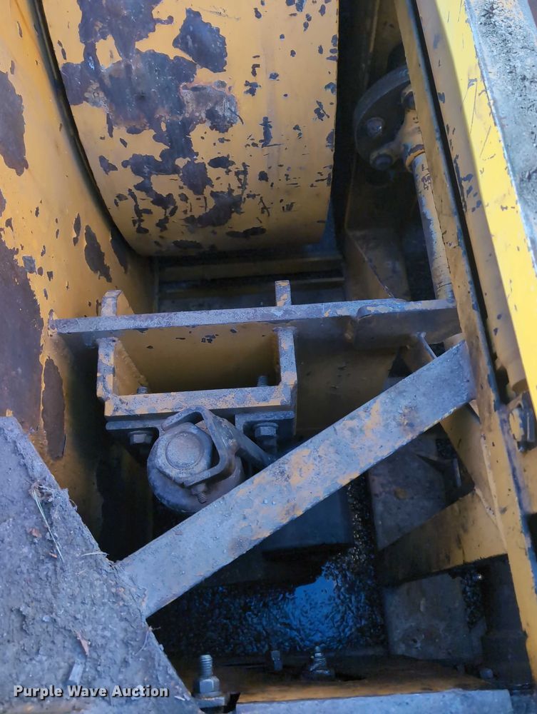 image for item EG2740 2009 Wausau MP-3D snow blower