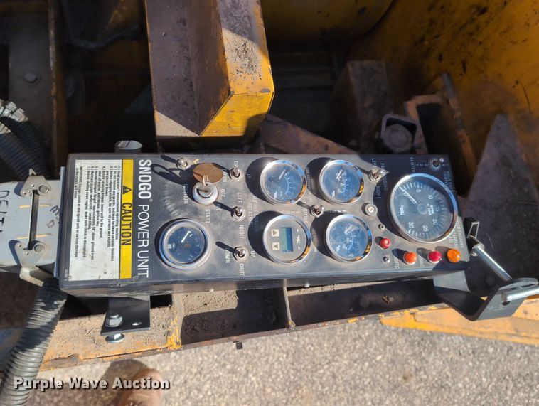 image for item EG2740 2009 Wausau MP-3D snow blower