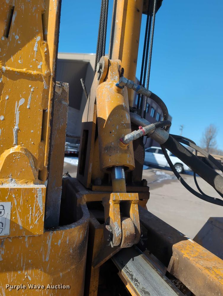 image for item EG2741 2012 Arrow 1350T drop hammer