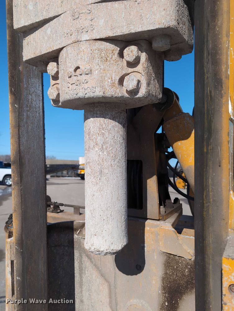 image for item EG2741 2012 Arrow 1350T drop hammer