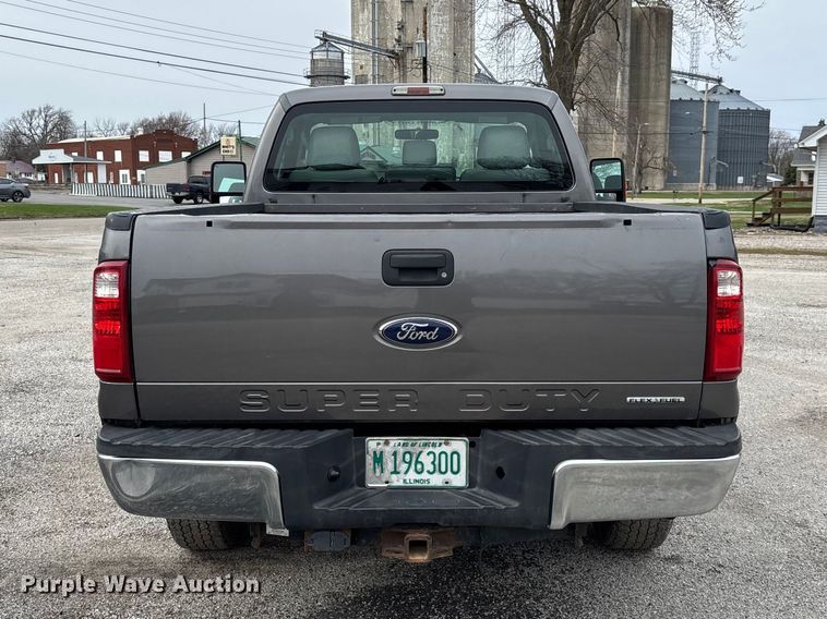 image for item EM5014 2012 Ford F250 Super Duty pickup truck