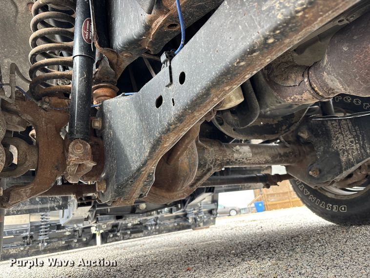 image for item EM5014 2012 Ford F250 Super Duty pickup truck