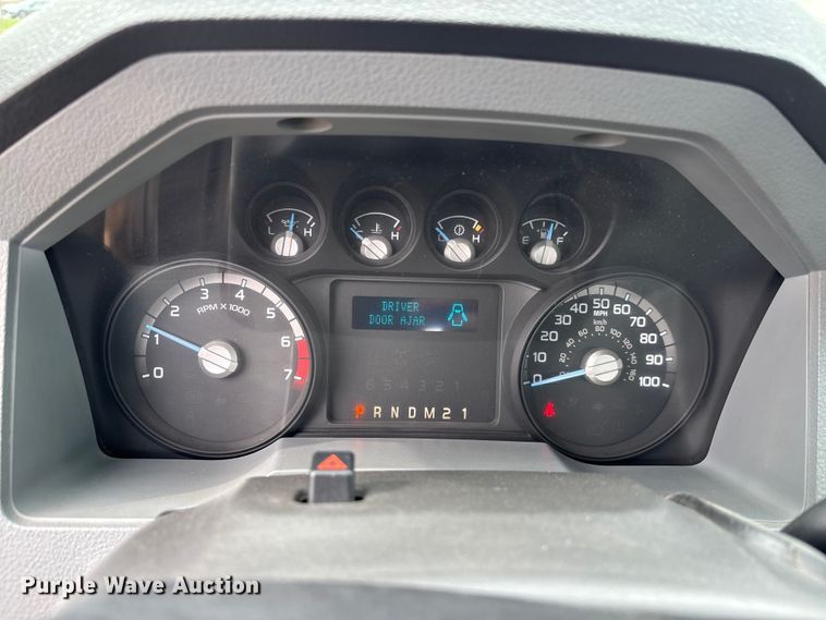 image for item EM5014 2012 Ford F250 Super Duty pickup truck