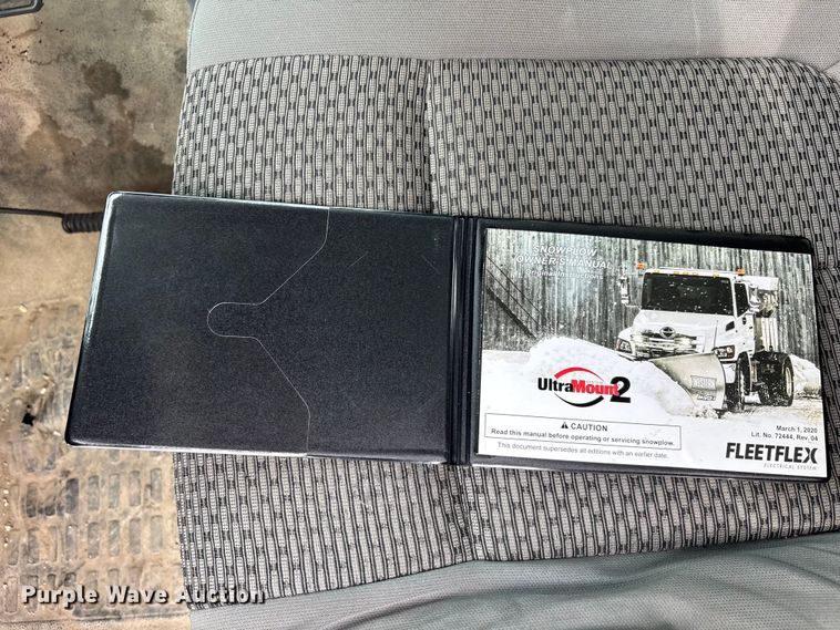 image for item EM5014 2012 Ford F250 Super Duty pickup truck