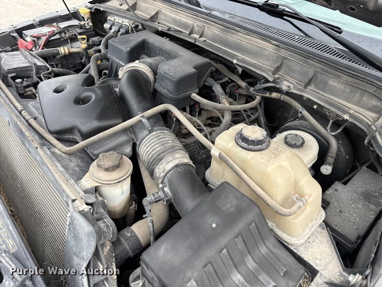 image for item EM5014 2012 Ford F250 Super Duty pickup truck