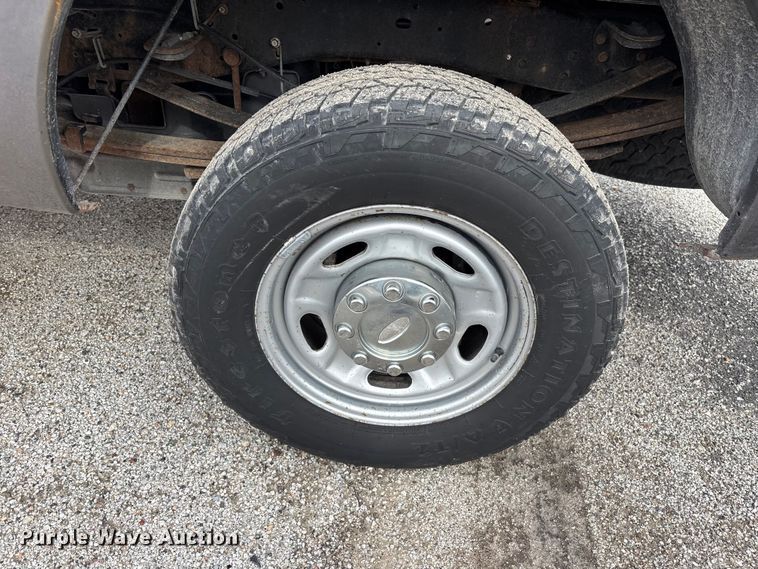 image for item EM5014 2012 Ford F250 Super Duty pickup truck