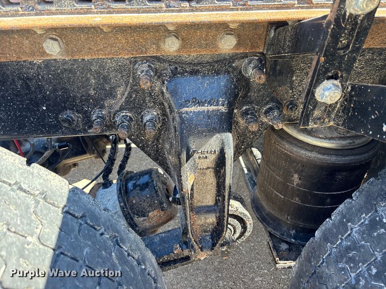 image for item EM5015 2009 Sterling L-Line semi truck