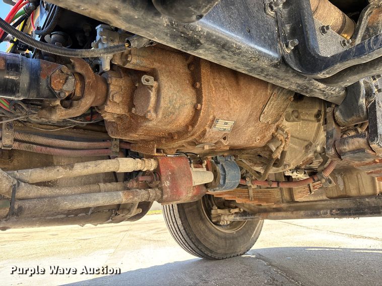 image for item EM5015 2009 Sterling L-Line semi truck