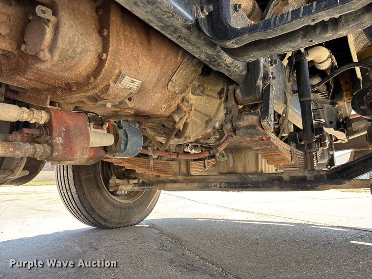 image for item EM5015 2009 Sterling L-Line semi truck