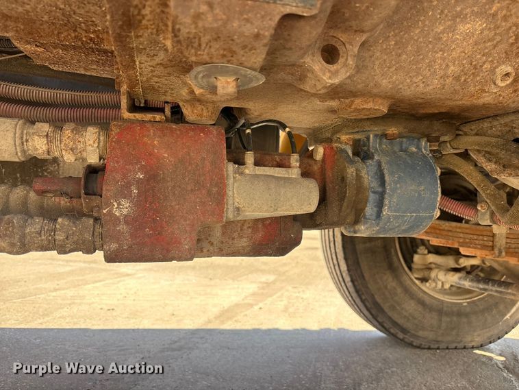 image for item EM5015 2009 Sterling L-Line semi truck