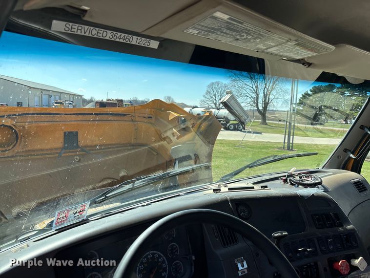 image for item EM5015 2009 Sterling L-Line semi truck