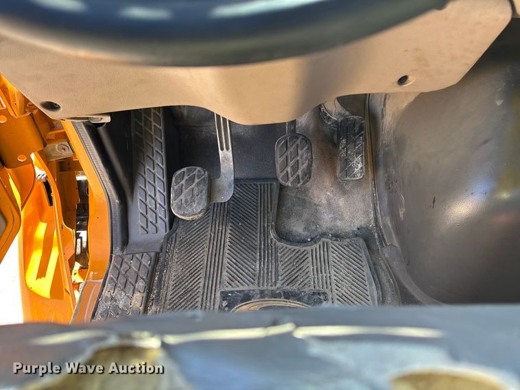 image for item EM5015 2009 Sterling L-Line semi truck