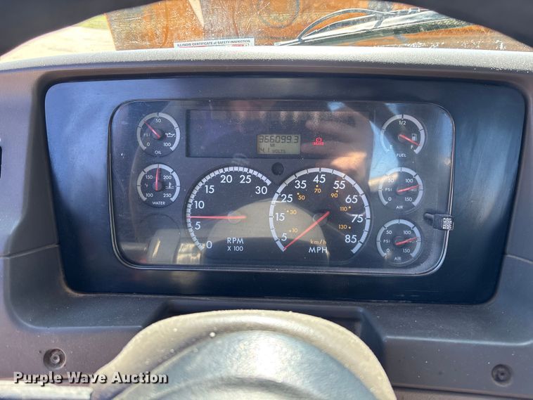 image for item EM5015 2009 Sterling L-Line semi truck