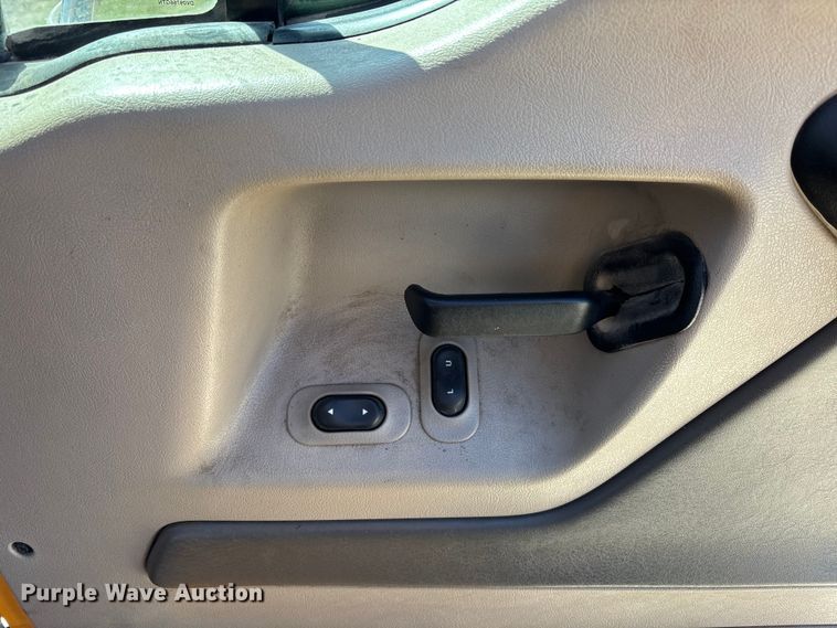 image for item EM5015 2009 Sterling L-Line semi truck