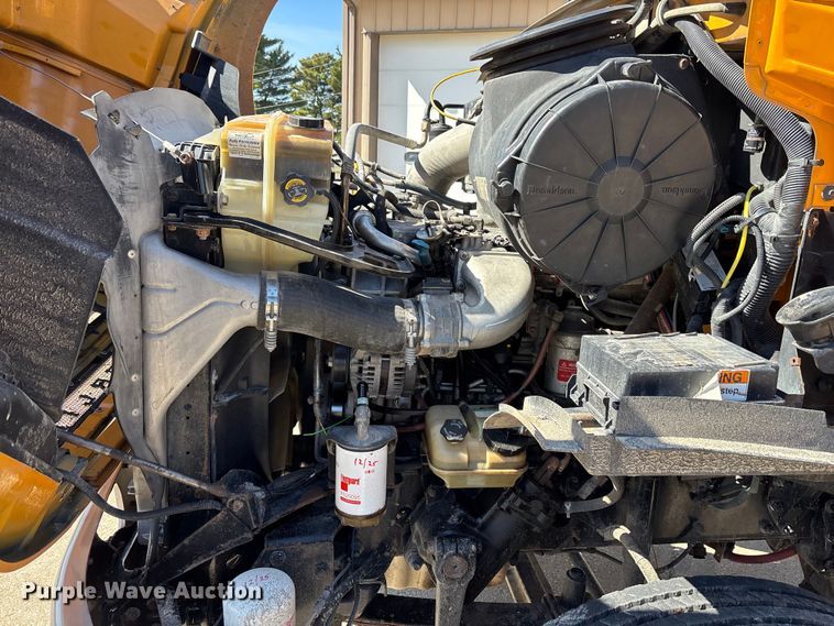 image for item EM5015 2009 Sterling L-Line semi truck