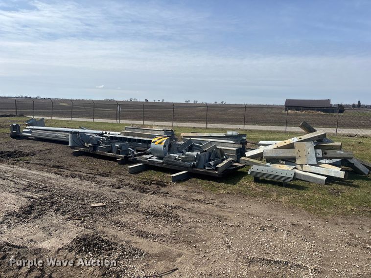 image for item EM5016 Guard rail