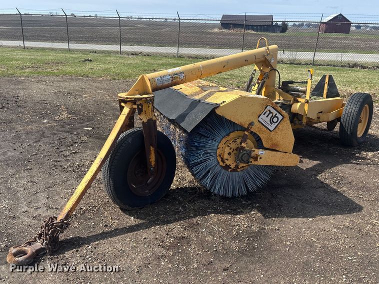 image for item EM5017 M-B  Tough Brush broom