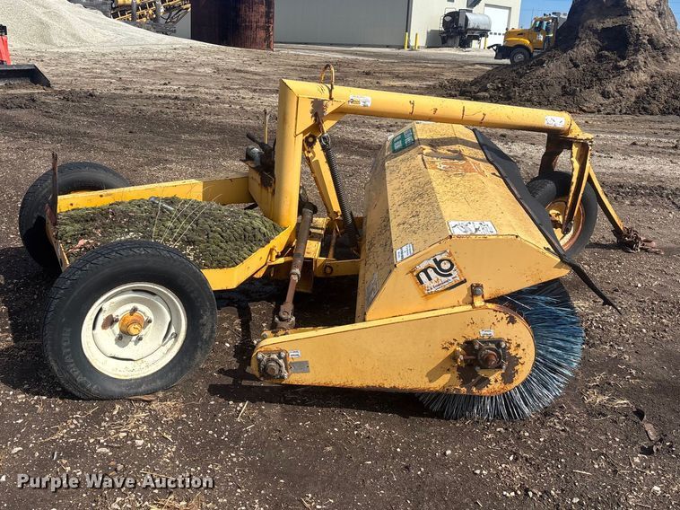 image for item EM5017 M-B  Tough Brush broom