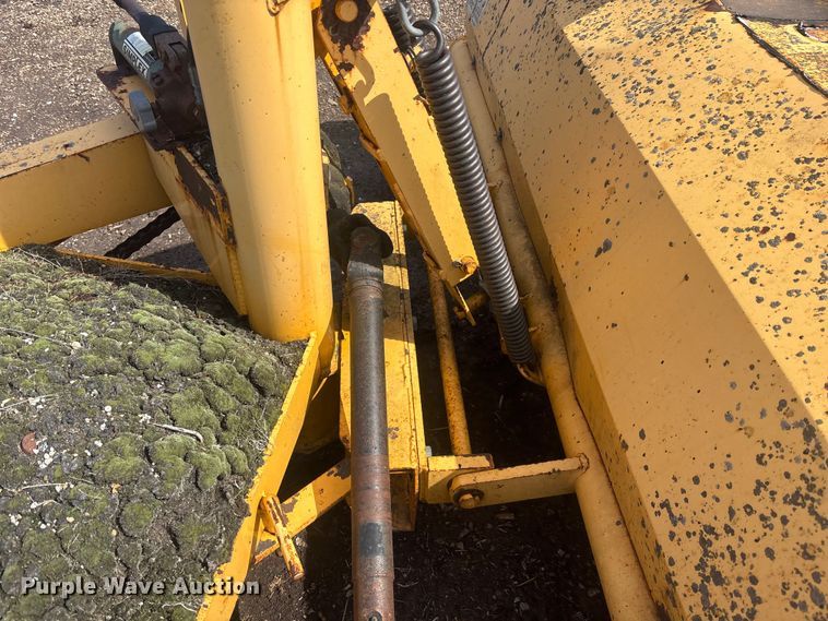 image for item EM5017 M-B  Tough Brush broom