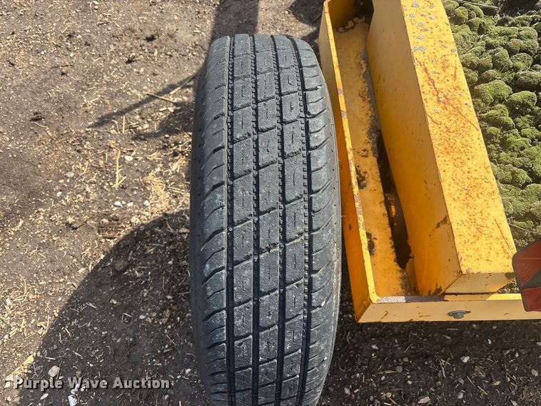 image for item EM5017 M-B  Tough Brush broom