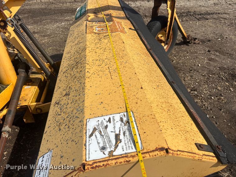 image for item EM5017 M-B  Tough Brush broom