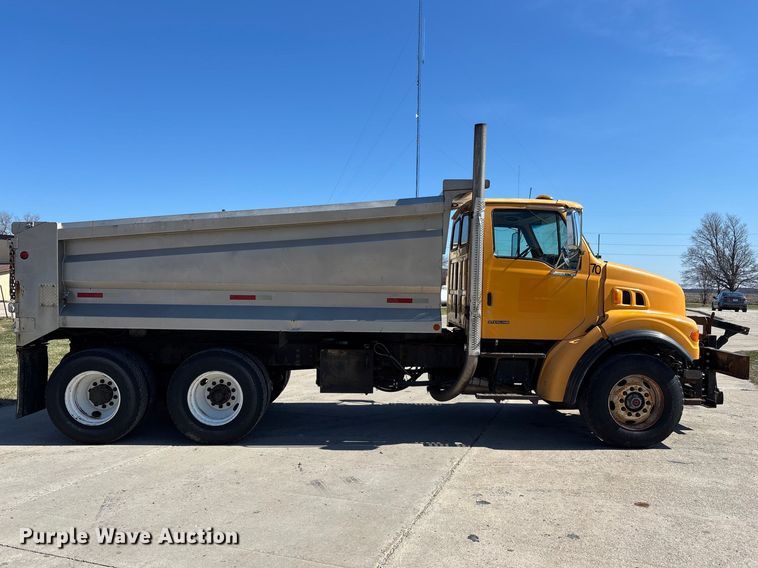 image for item EM5018 2002 Sterling L-LIne dump truck