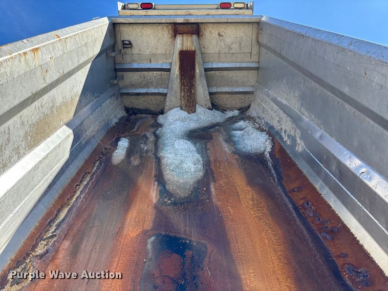 image for item EM5018 2002 Sterling L-LIne dump truck